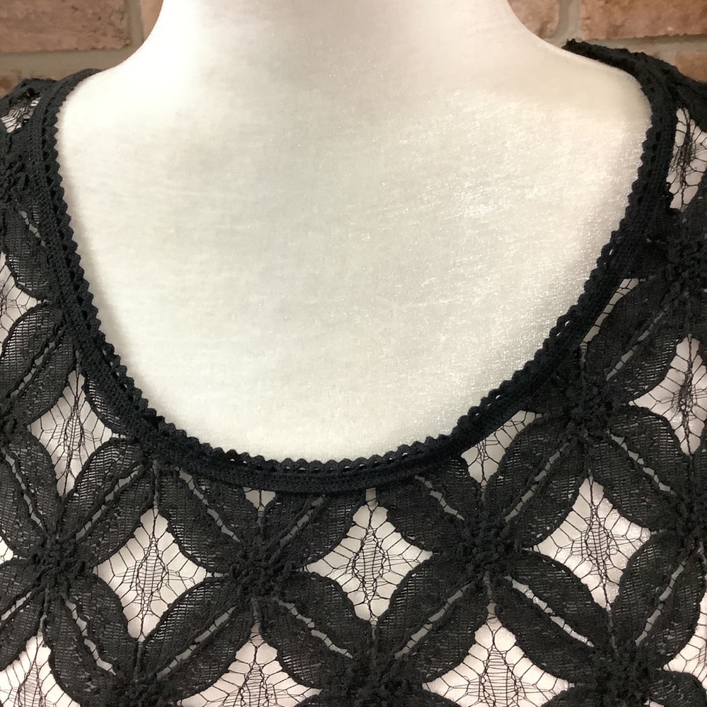 ANN TAYLOR LOFT Sheer Black-Lace Tank Top 123 - Picture 4 of 9